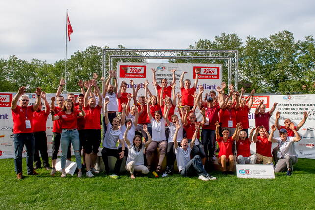 Pentathlon Suisse: Gruppenbild von der Junioren EM in Bern 2021